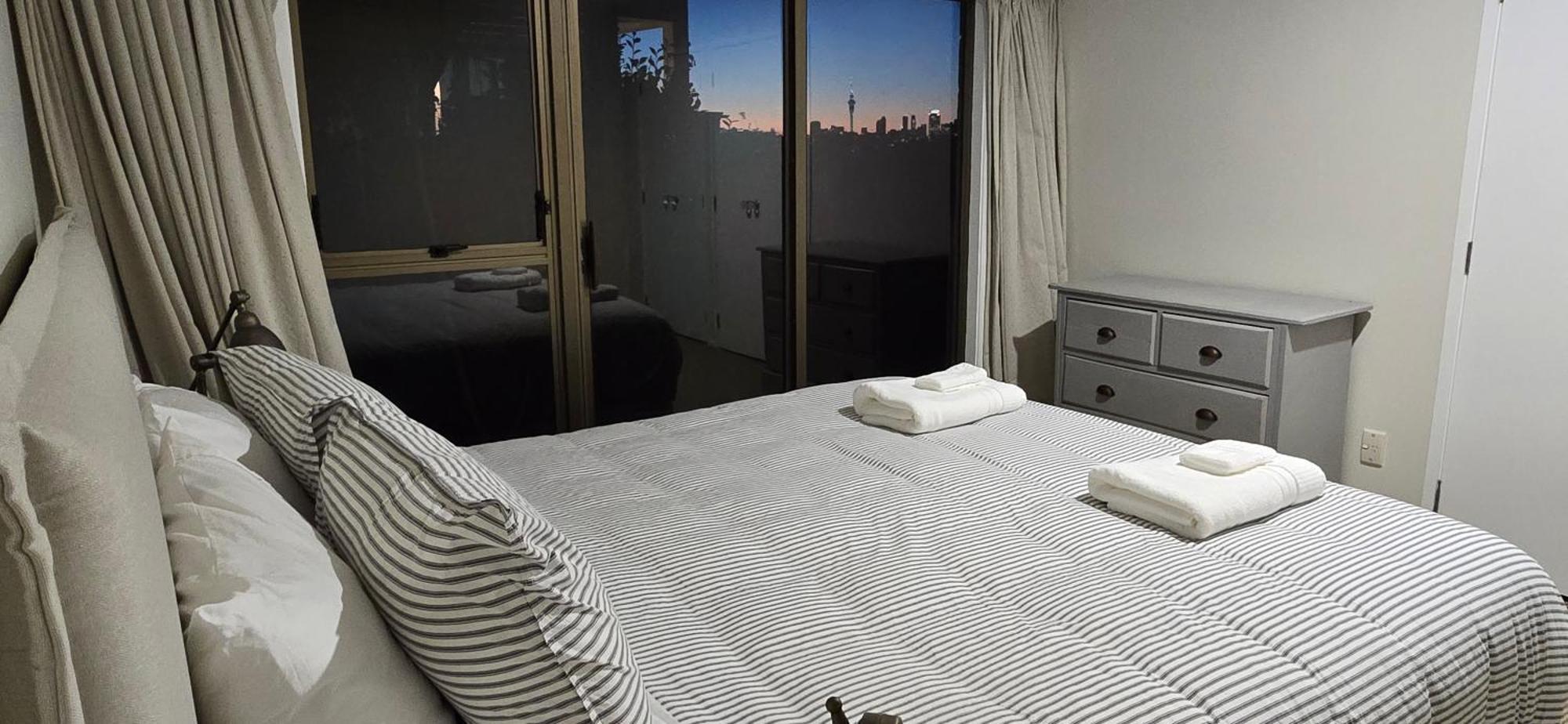2 Bedroom Home, City And Sea Views Auckland Buitenkant foto